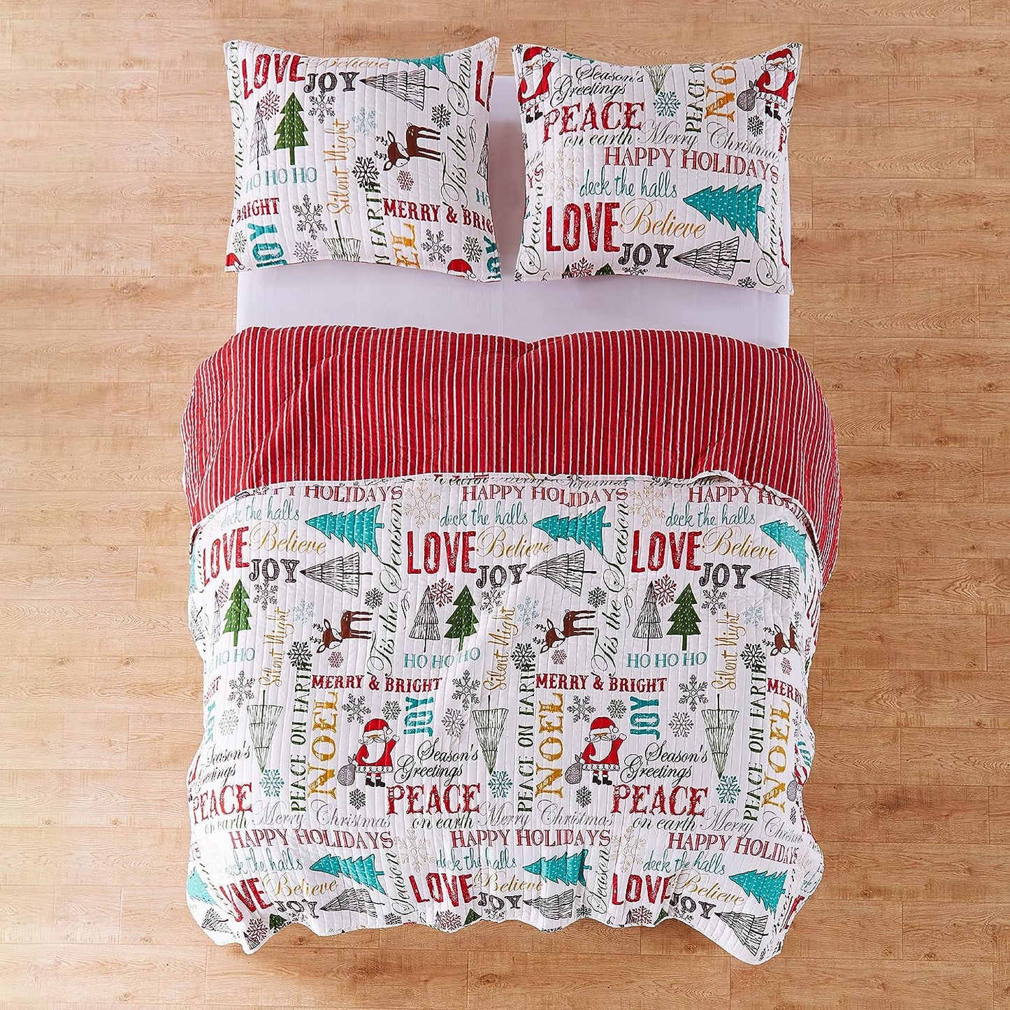 Merry & Bright Collecion - Santa Claus Lane Quilt Set 3 Pieces Quilt Set Coverlet with 2 Pillowcases
