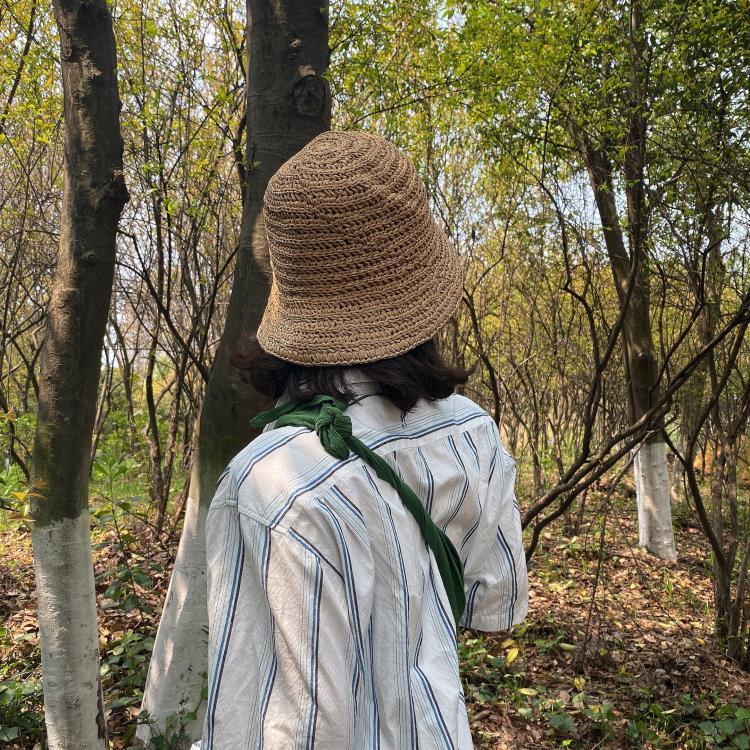 Hand-woven Fedora Sun Hat Round Top Bucket Hat of Straw Hat