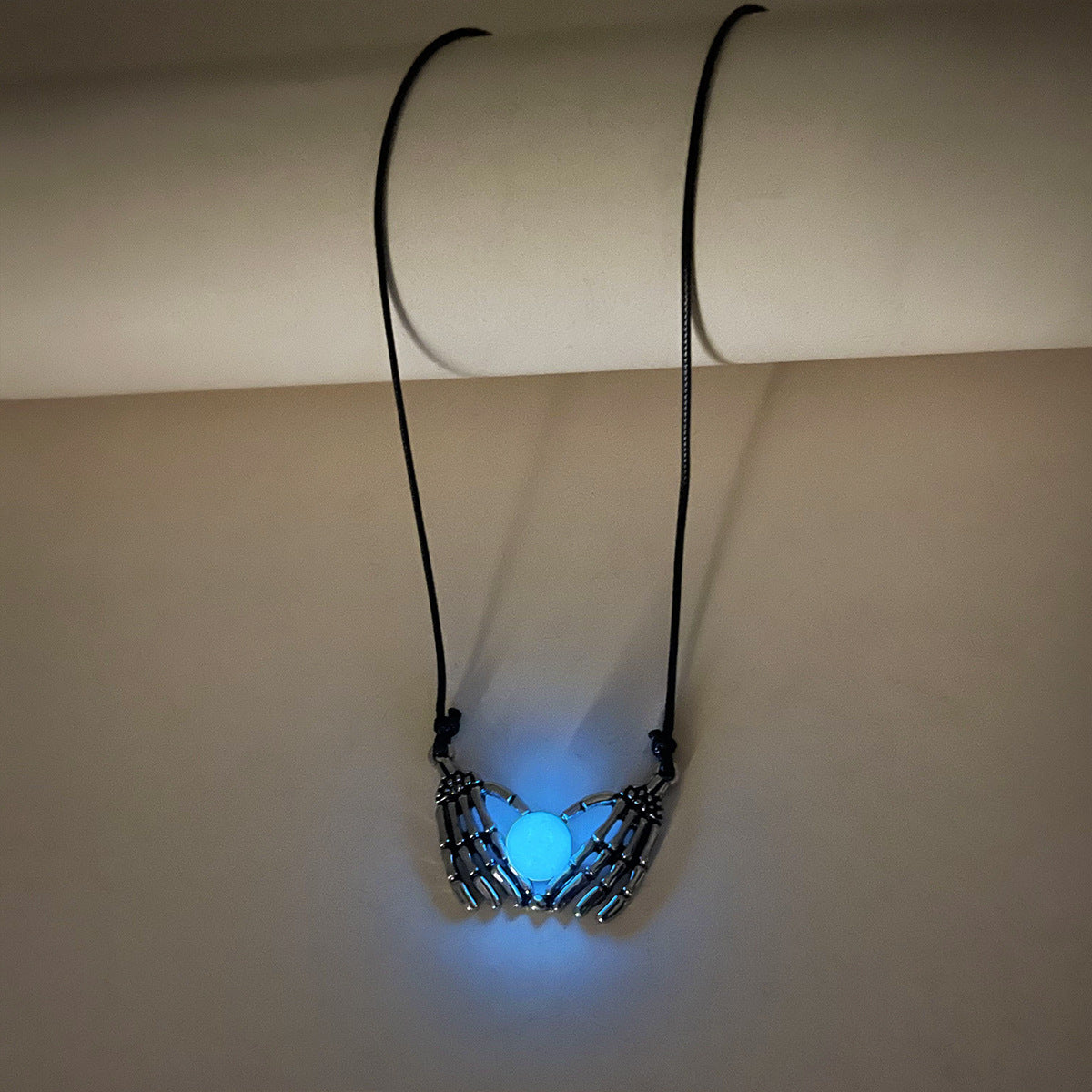 Bixin Skeleton Hand Punk Retro Skull Hand Luminous Bead Necklace