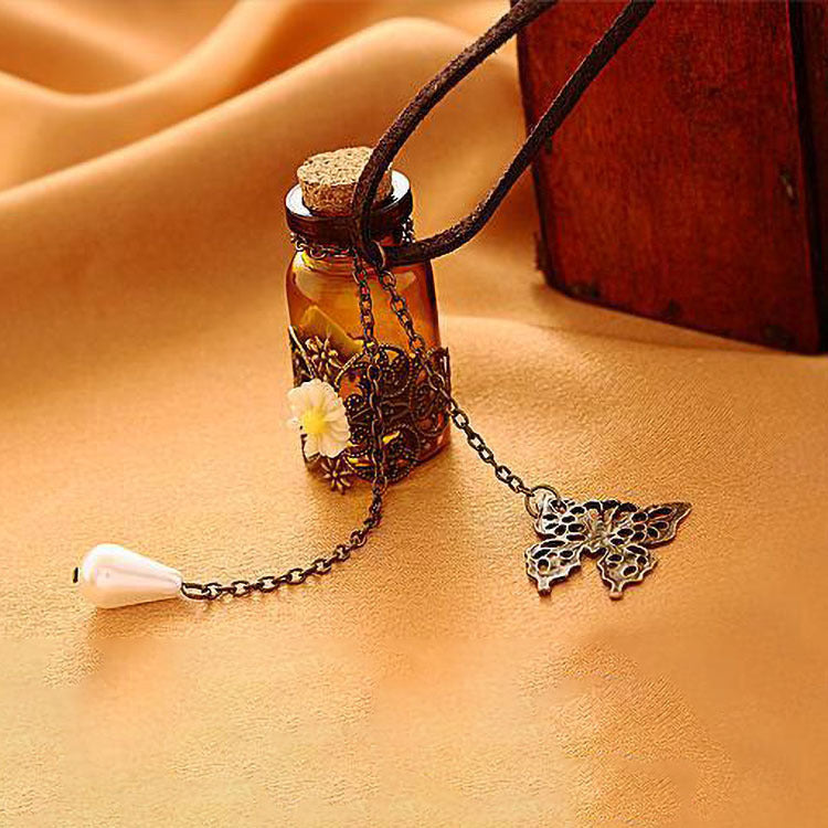 Engraved Daisy Glass Votive Vase Necklace