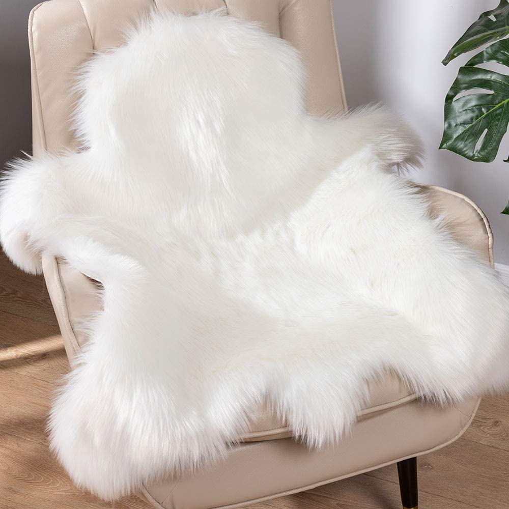 Soft Fur Rugs Fake Reindeer Hide Area Rug Fluffy Faux Fur Carpet