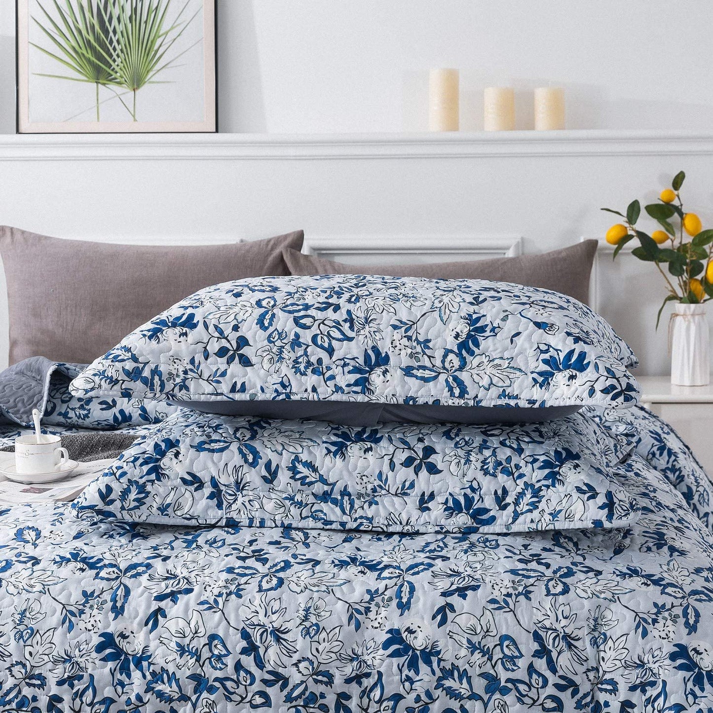 Microfiber Reversible Quilt, Sham in Spring Blooming Garden Pattern