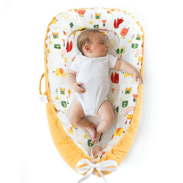 Husa de somn respirabila pentru nou nascut Baby Nest, 100% bumbac, imprimeu Happy Time 