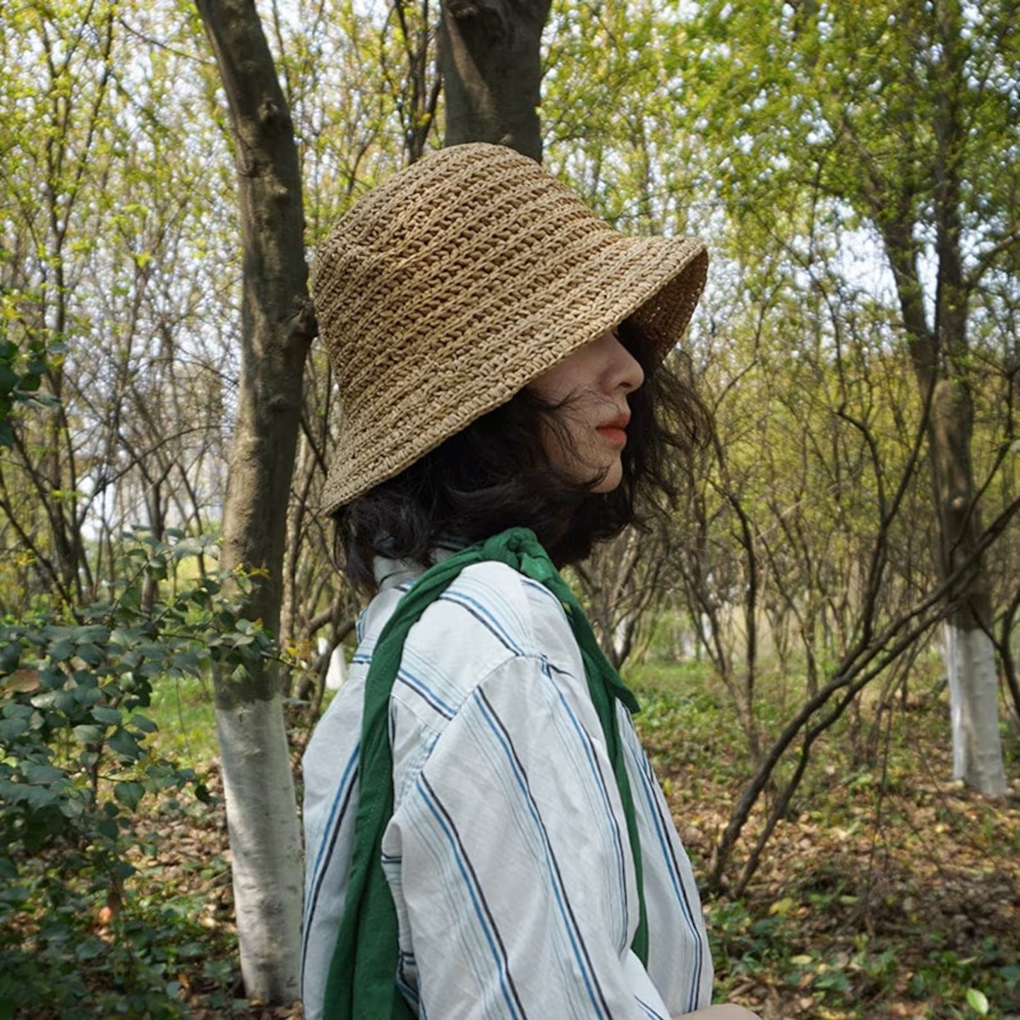 Hand-woven Fedora Sun Hat Round Top Bucket Hat of Straw Hat