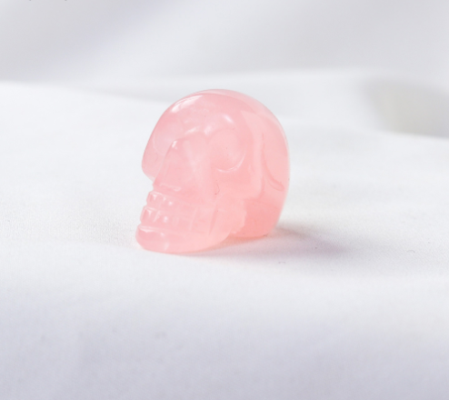 Hand Carved Rose Quartz Skull Sculpture Reiki Healing Stone for Bar, Home Decoration