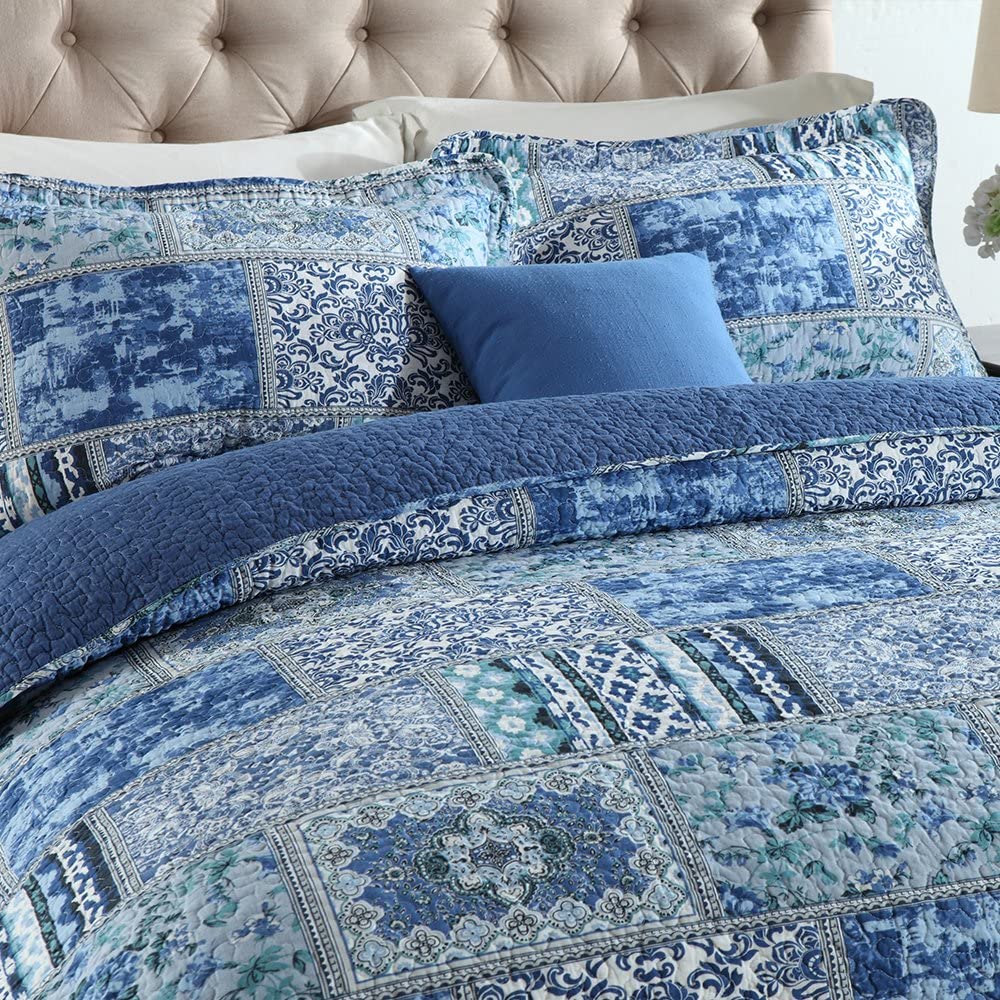 Blue Classic Bohemian Pattern Reversible Patchwork Coverlet Set,Full Size