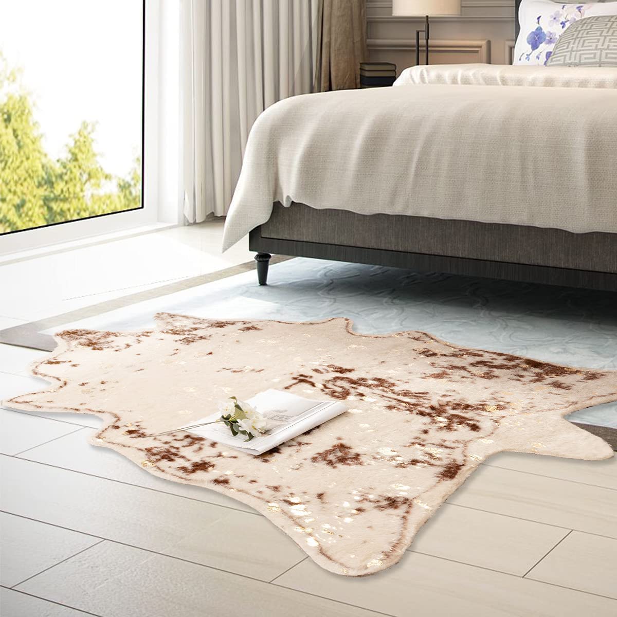 Faux Cowhide Shaped Rug Gold Foil Decorative Carpet