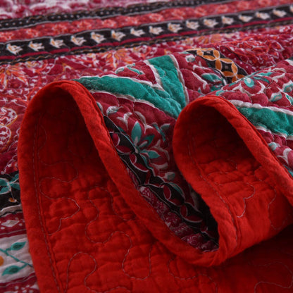 Quilted Throw Blanket for Bed Couch Sofa, Striped Bohemian Pattern