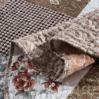 Microfiber Reversible Quilt,Sham in Coffee Checked Floral Pattern