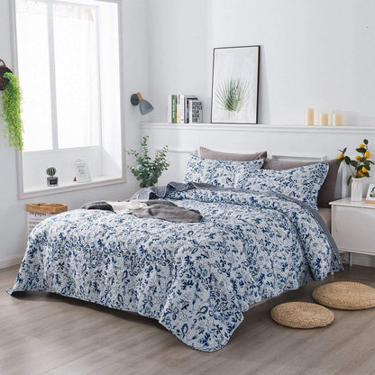 Microfiber Reversible Quilt, Sham in Spring Blooming Garden Pattern