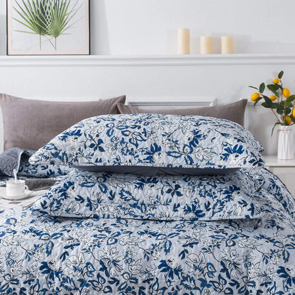 Microfiber Reversible Quilt, Sham in Spring Blooming Garden Pattern