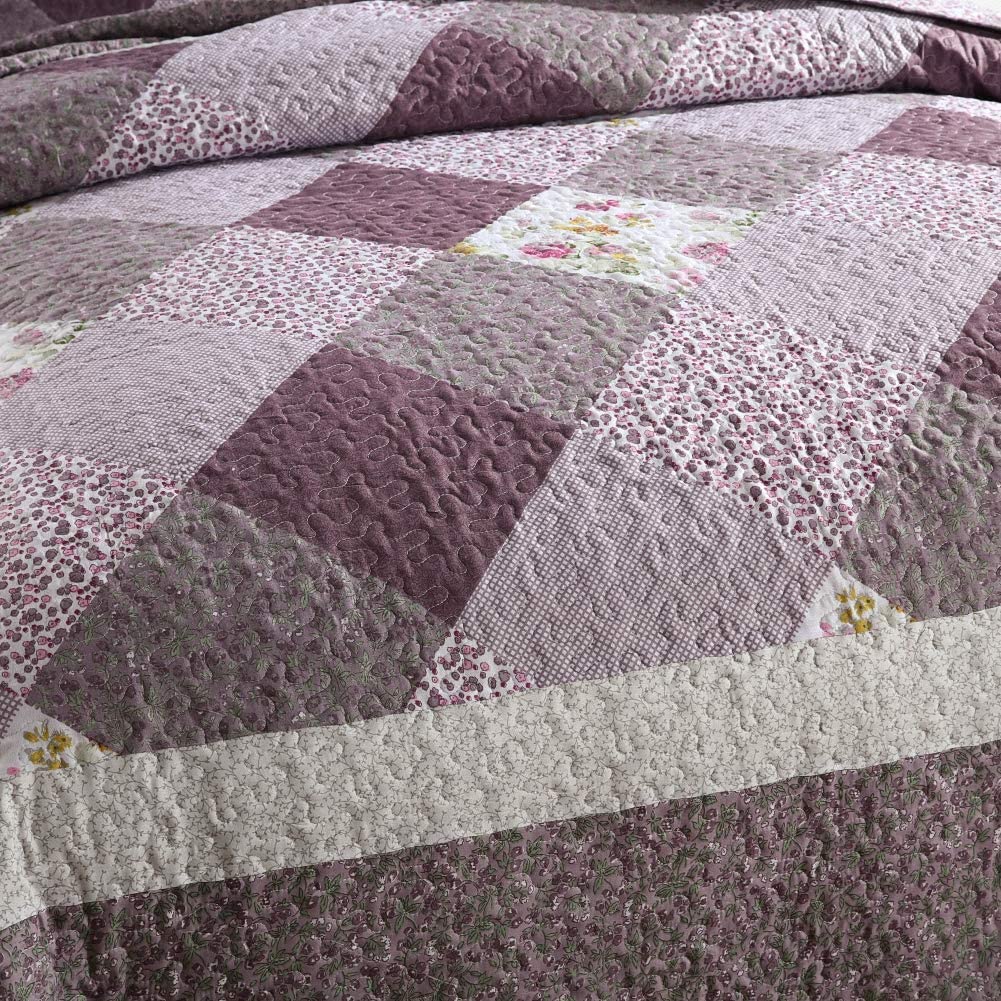Microfiber Reversible Quilt, Sham in Purple Checked Floral Pattern