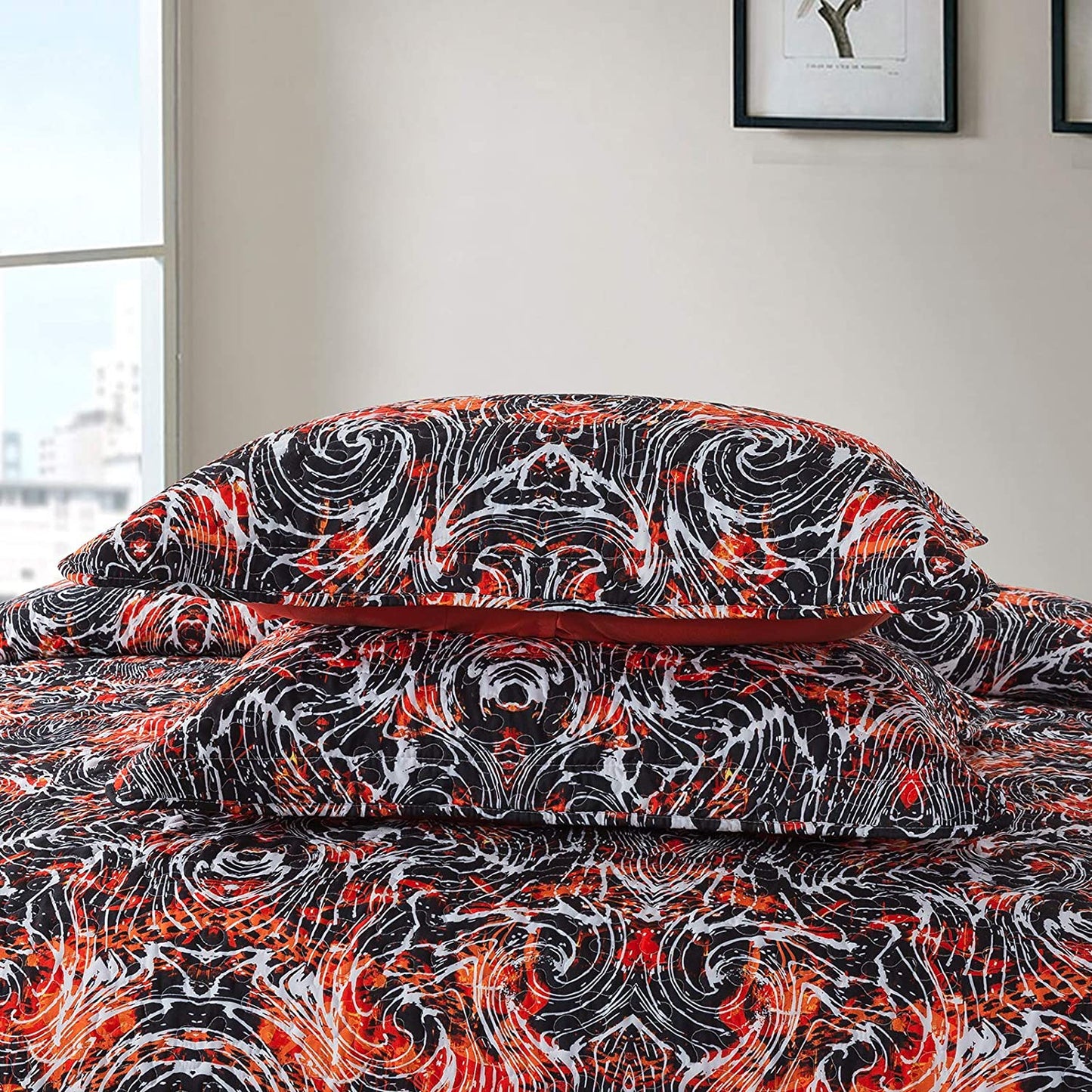 Microfiber Quilt Bedspread Sets-Colorful Graffiti Freestyle Reversible Coverlet Set, Queen Size
